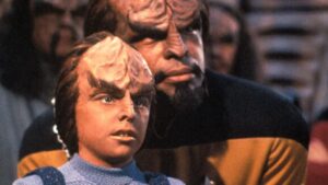worf-is-a-bad-dad-who-deserves-his-own-story