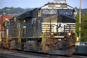 20 cars of Norfolk Southern cargo train derail in Ohio
